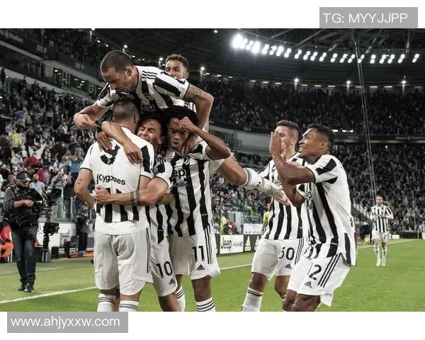 尤文图斯主题足球球星手环彰显球队荣耀与球迷独特热爱