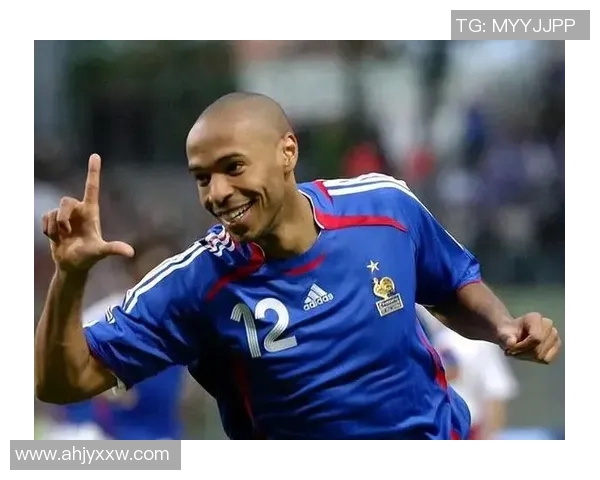 法国足球历史上最具争议的伪球星排行榜揭秘 法国足球历史上最具争议的伪球星排行榜揭秘