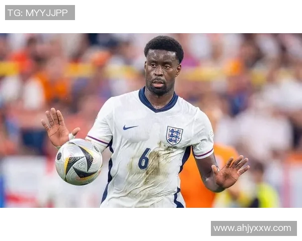 英超足球明星全景汇总 揭示赛场顶尖球员风采与成就